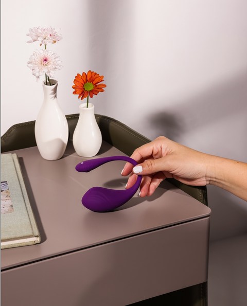 50 Songs for a Sexy and Romantic Night, sponsored by Vibro